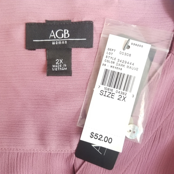 AGB Women's Plus Size Button Down Top - Picture 3 of 3